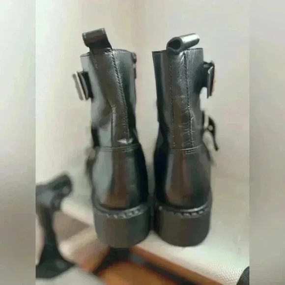 Steve Madden Arlette Triple Buckle Black Leather Combat Boot. Size 9.5 NWOB - Picture 7 of 7